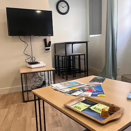 Calme Centre Apartment
